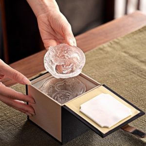 Japanese Crystal Clear Glass Creative Year Of The Dragon Tea Cups With Exquisite Coiled Dragon Figurine